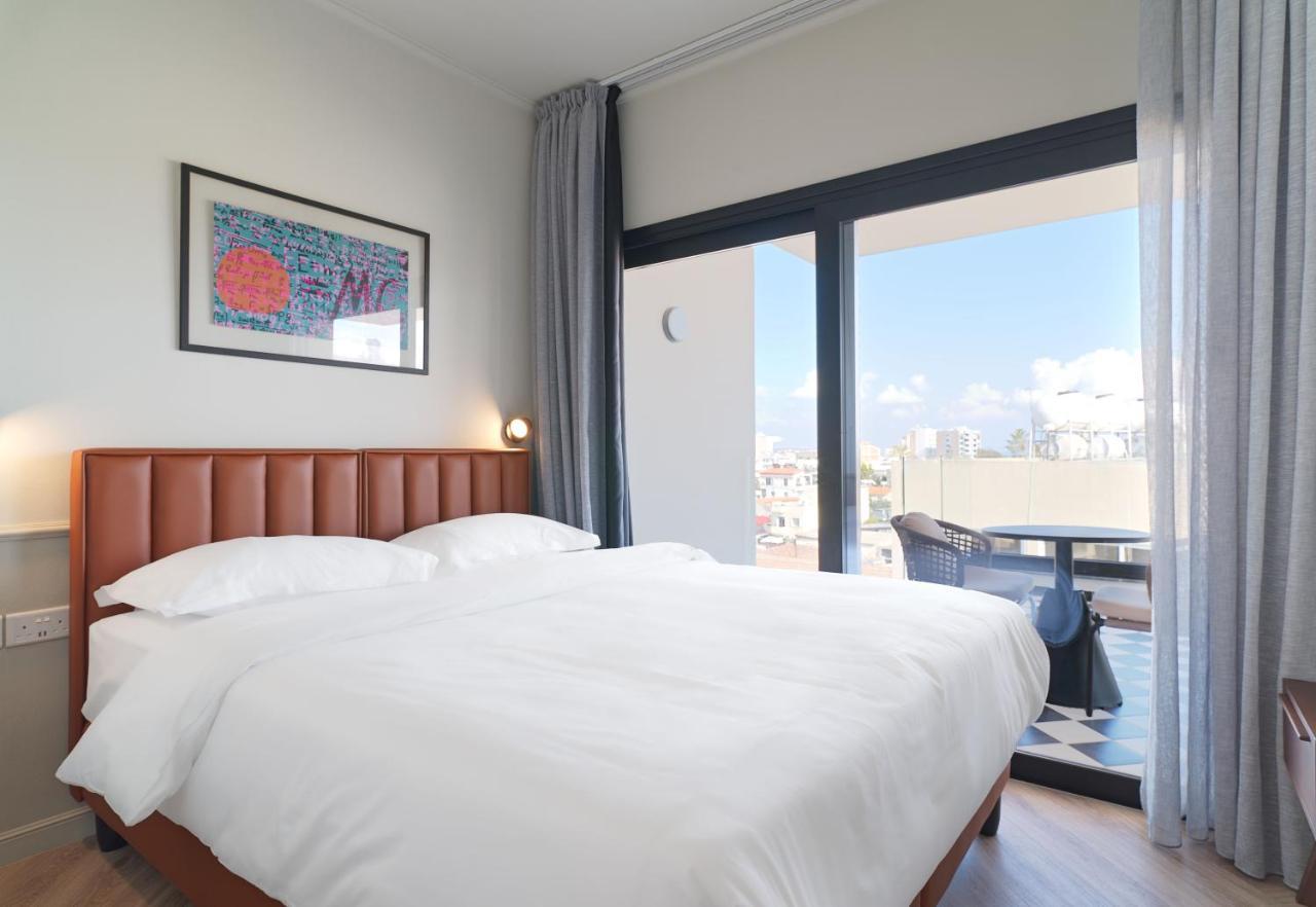 Liv The City Suites Adults Only Λάρνακα Εξωτερικό φωτογραφία