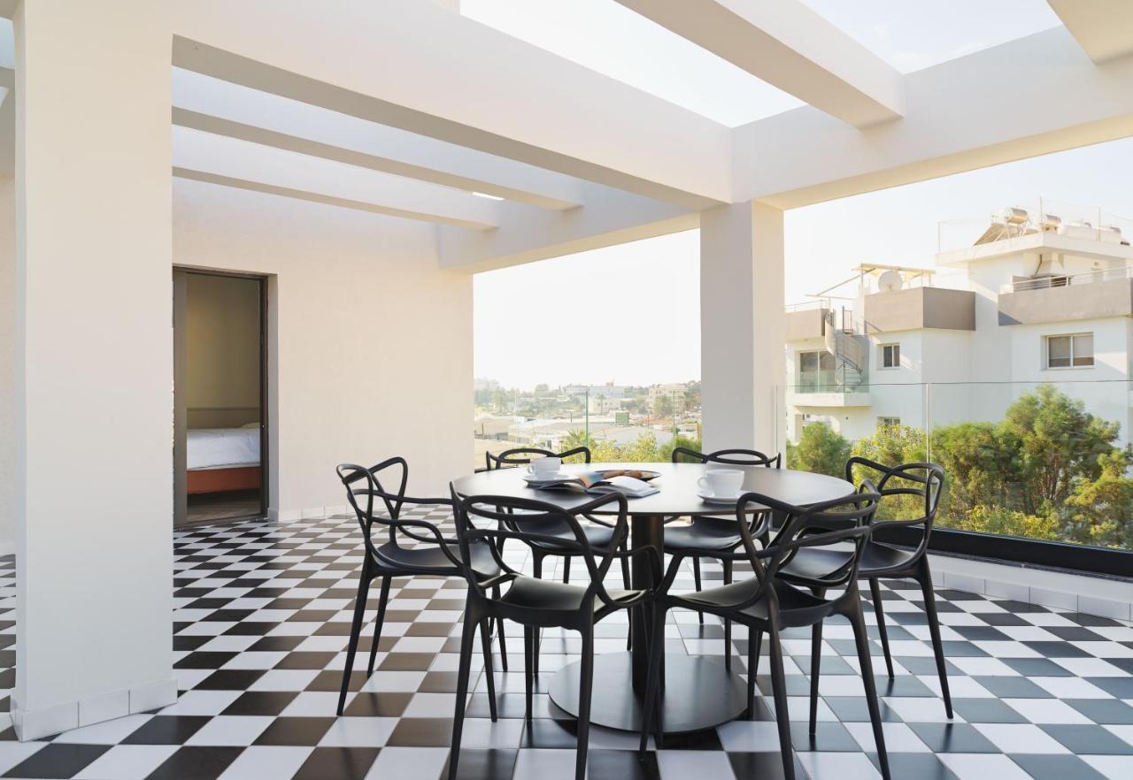 Liv The City Suites Adults Only Λάρνακα Εξωτερικό φωτογραφία