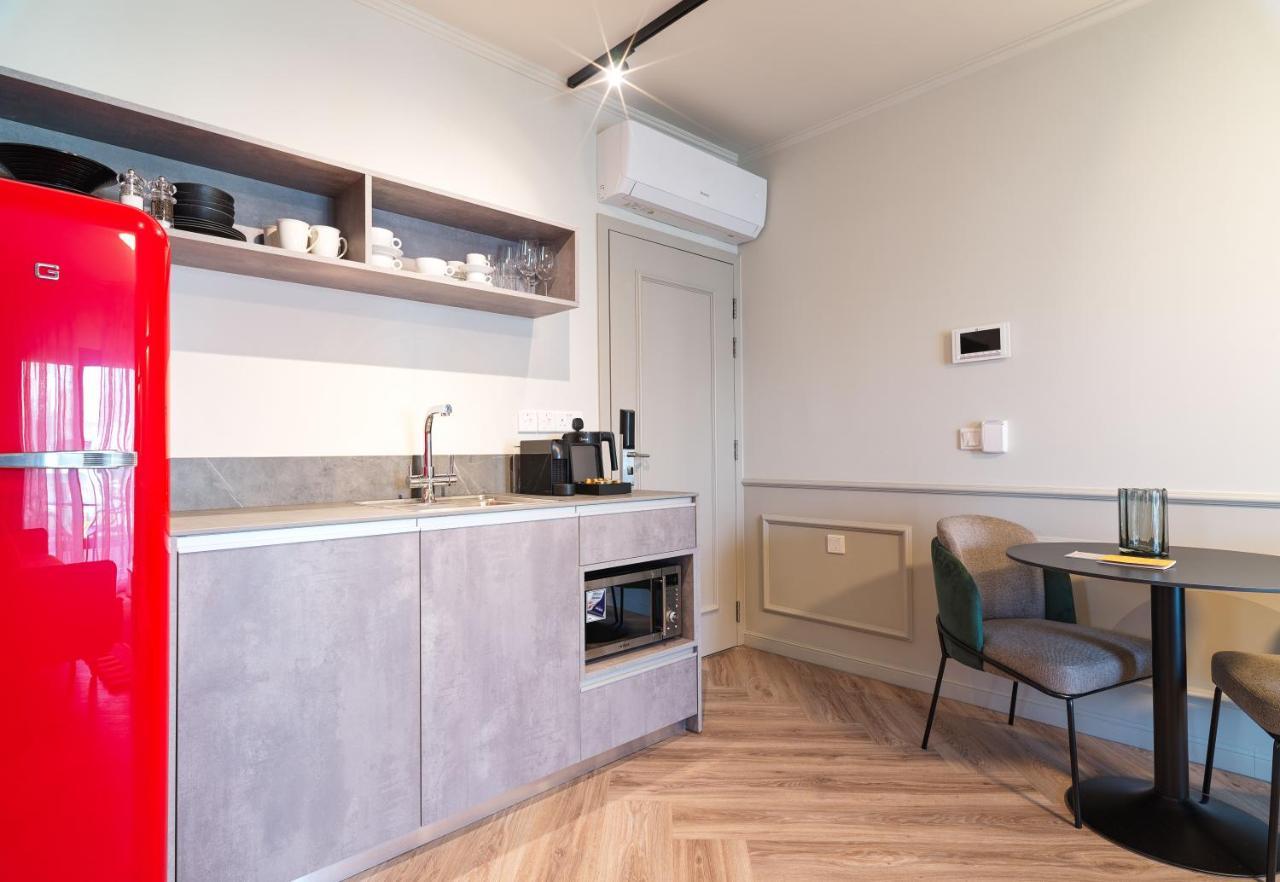 Liv The City Suites Adults Only Λάρνακα Εξωτερικό φωτογραφία