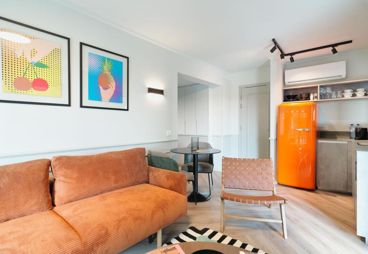 Liv The City Suites Adults Only Λάρνακα Εξωτερικό φωτογραφία