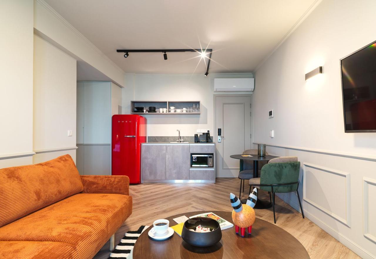 Liv The City Suites Adults Only Λάρνακα Εξωτερικό φωτογραφία