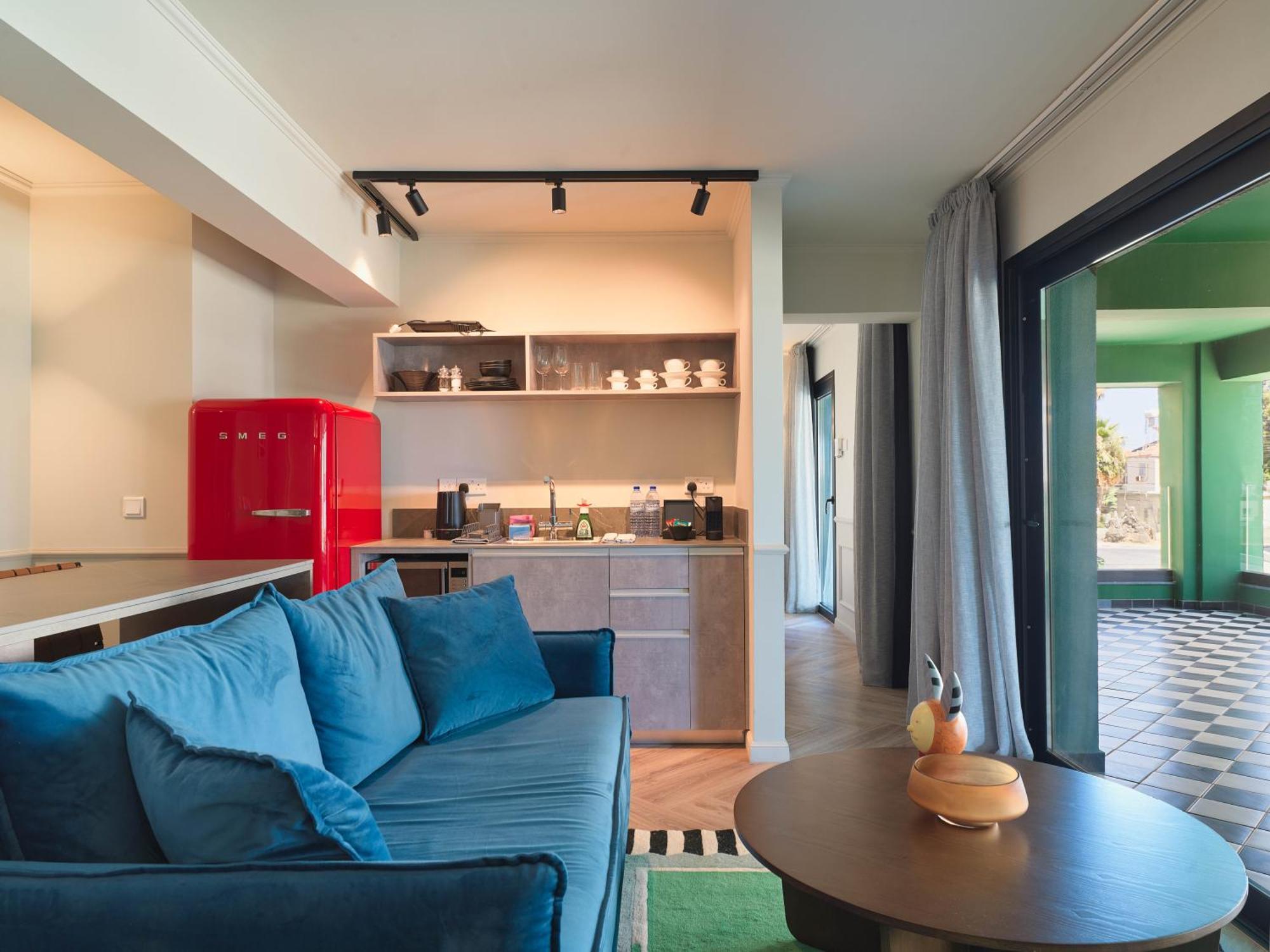 Liv The City Suites Adults Only Λάρνακα Εξωτερικό φωτογραφία
